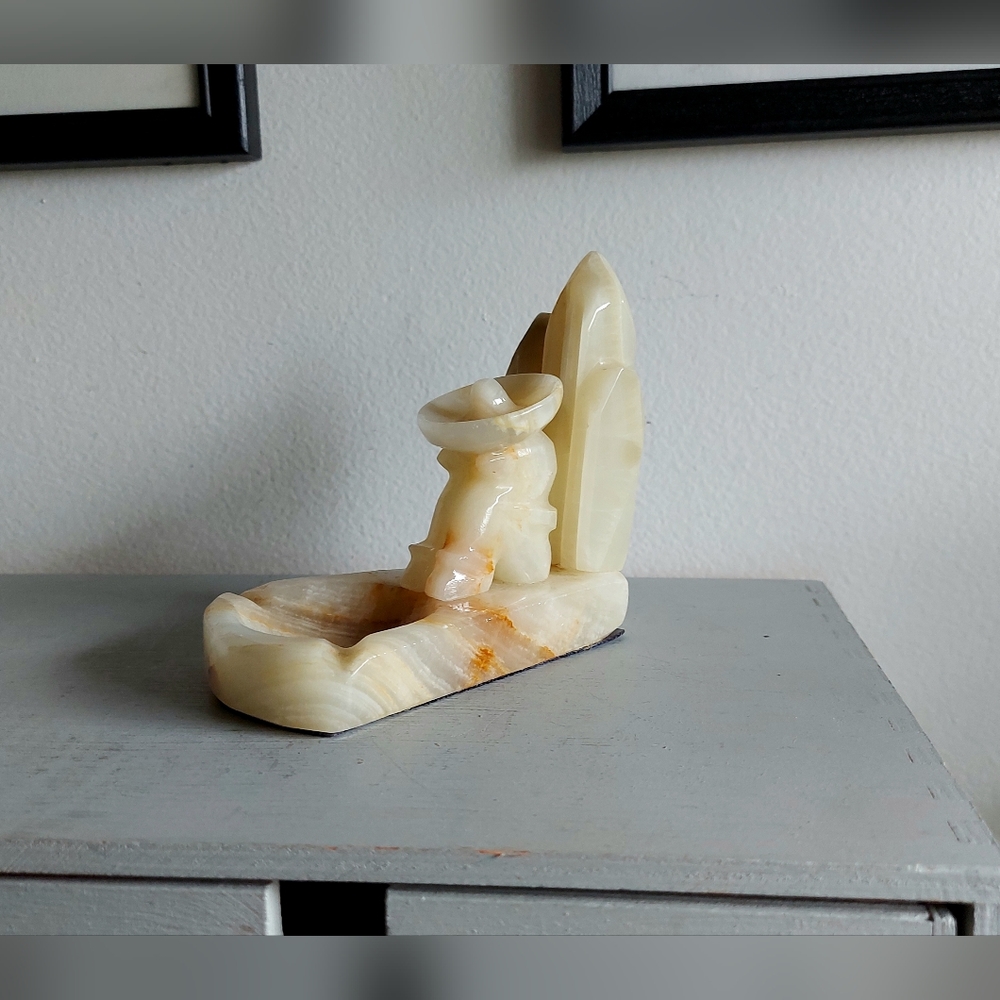 Vintage Mexican onyx ashtray